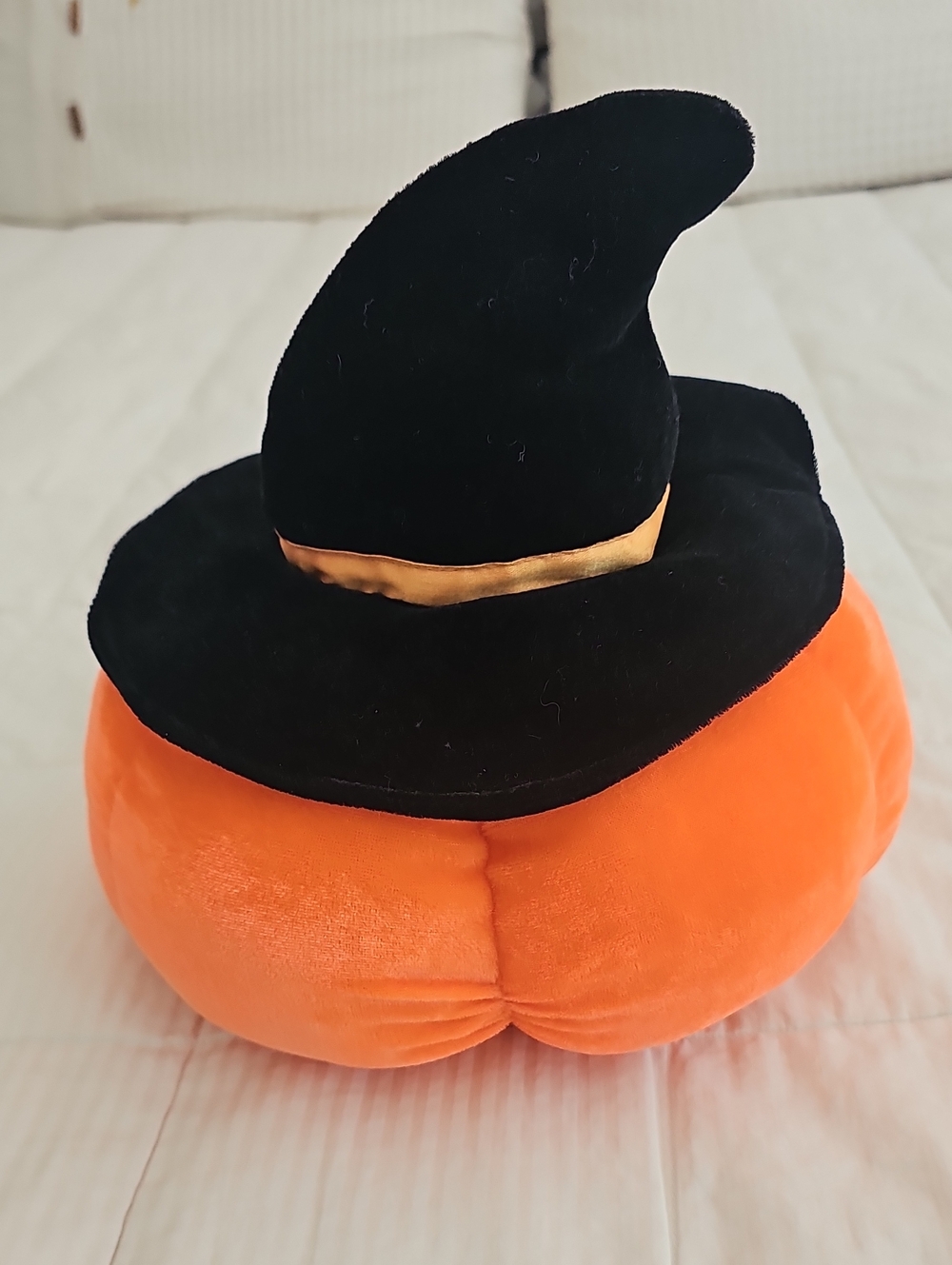Squishmallows Paige the Pumpkin Witch Hat 8-10" - Picture 3 of 5